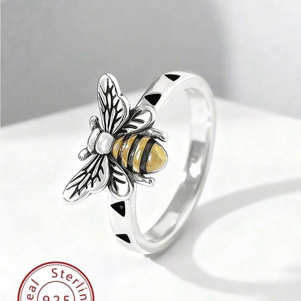 New Sterling Silver S925 Bee Ring with Yellow Enamel Accent Size 9